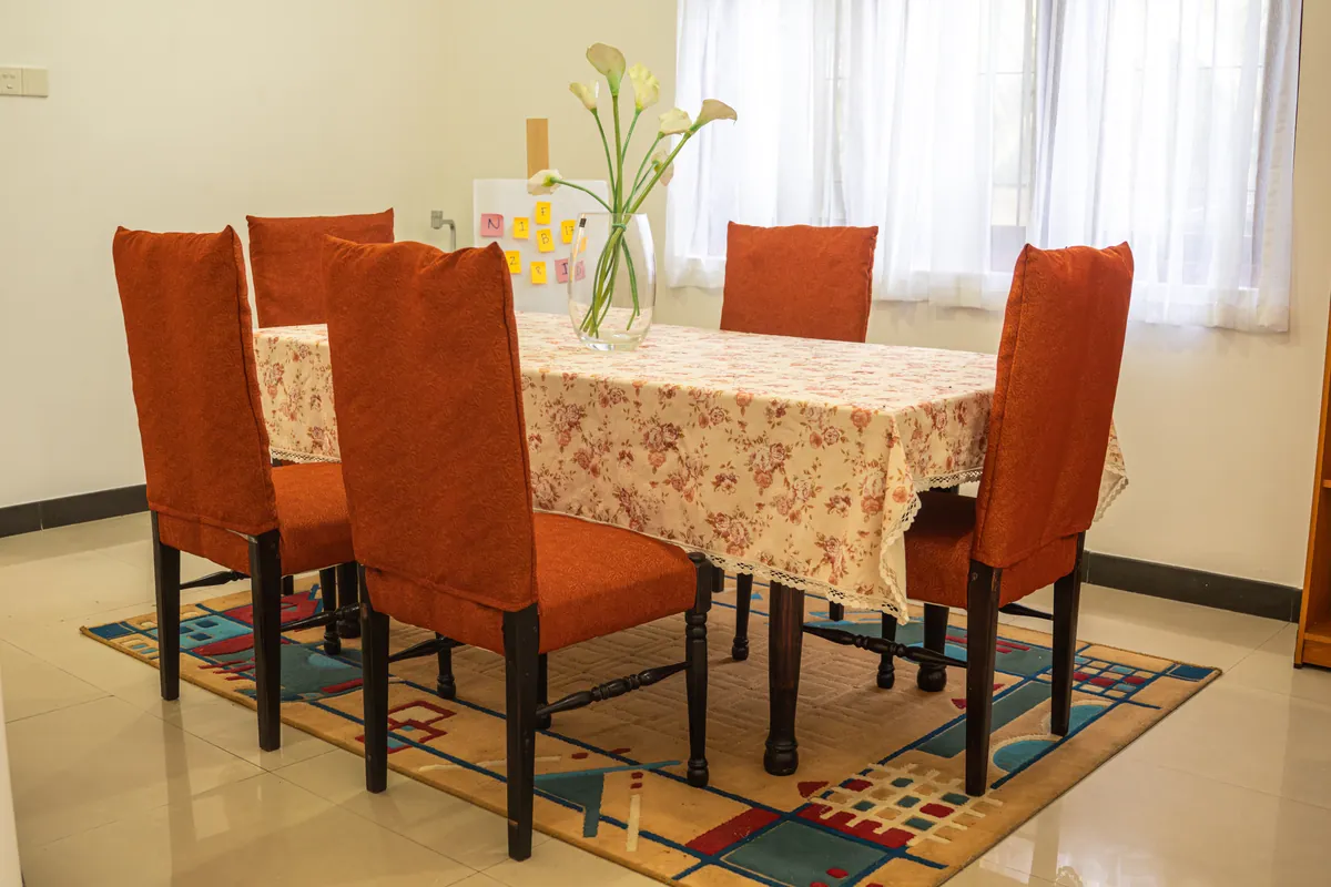 A bright, calm living area at Golden Hands Battaramulla
